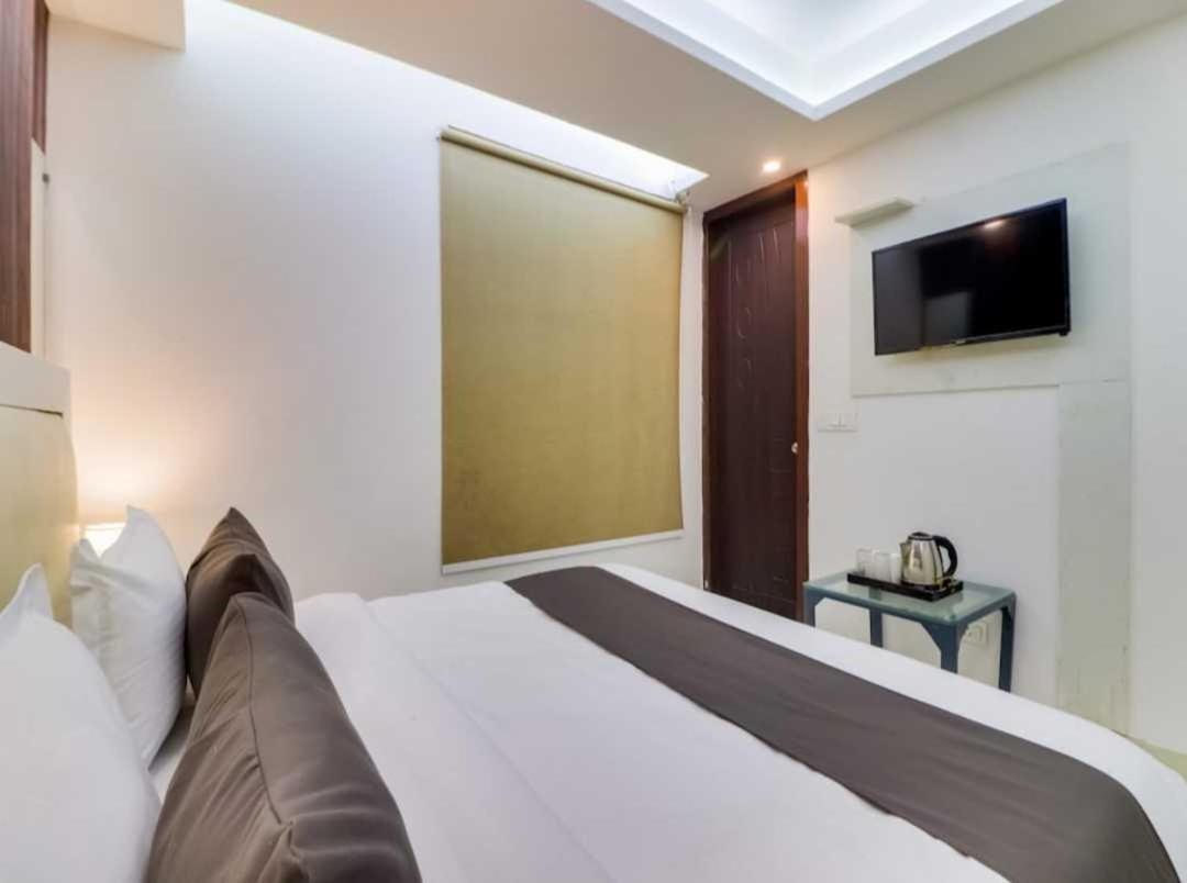 Hotel O Galaxy Stay New Delhi Eksteriør bilde