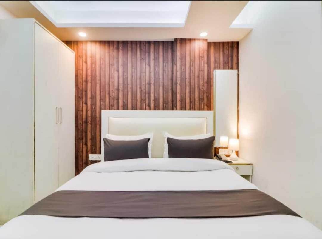 Hotel O Galaxy Stay New Delhi Eksteriør bilde