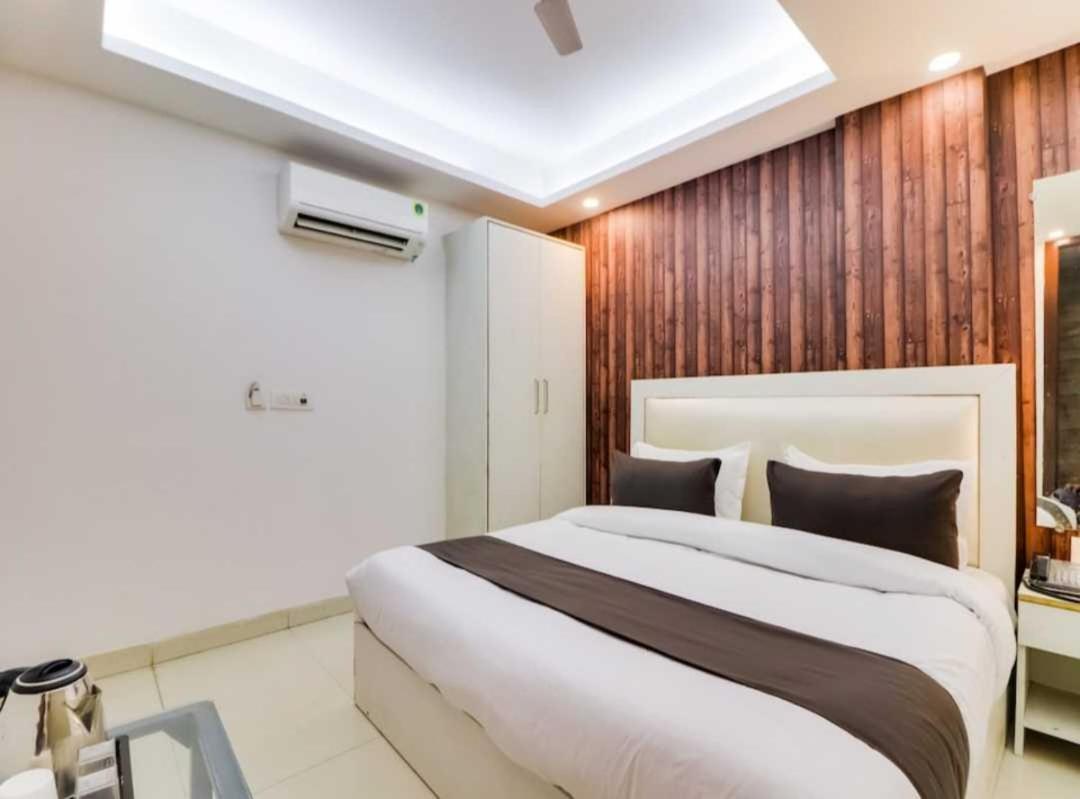 Hotel O Galaxy Stay New Delhi Eksteriør bilde