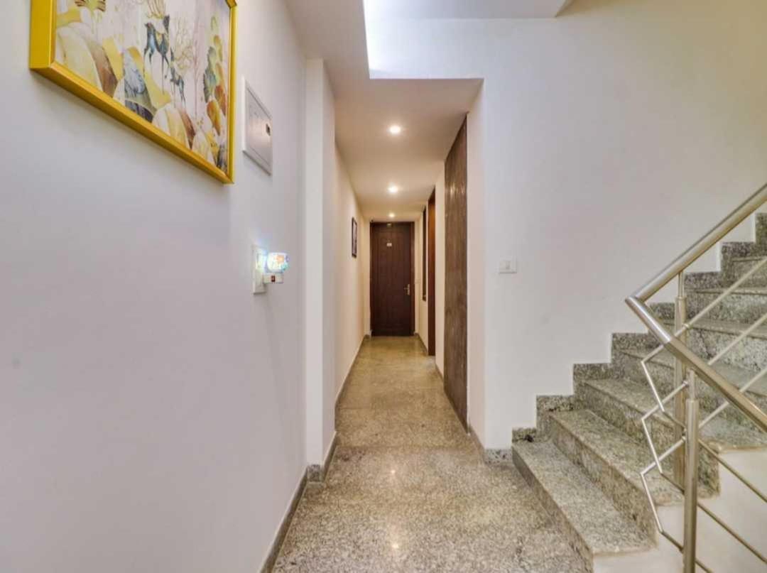 Hotel O Galaxy Stay New Delhi Eksteriør bilde